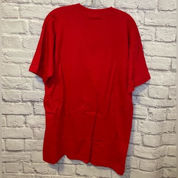 NWT Vintage Mickey & Co 1001 Hellos Red Graphic Tee Size XL - Picture 5 of 6